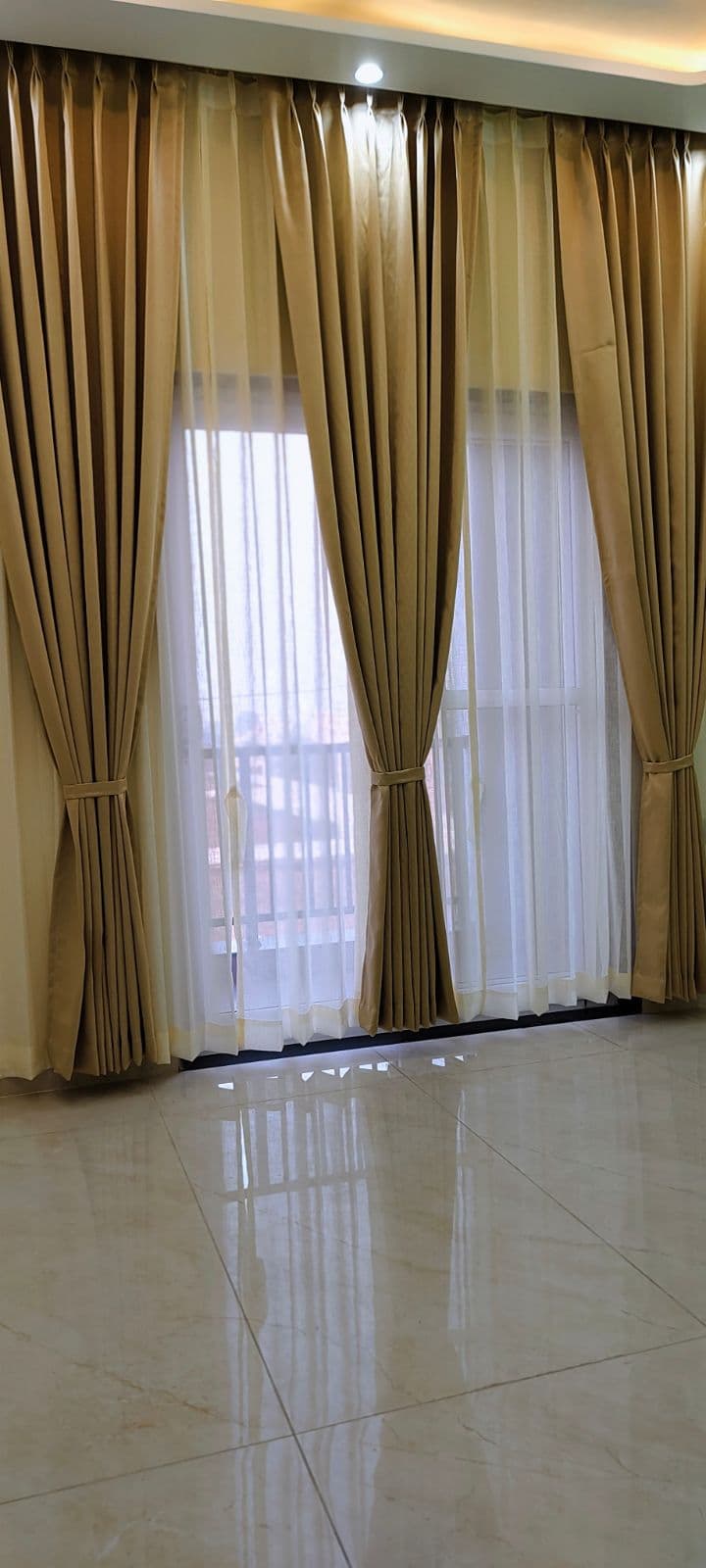 Azhari Home Furnishings — Home Decor & Furnishing 1